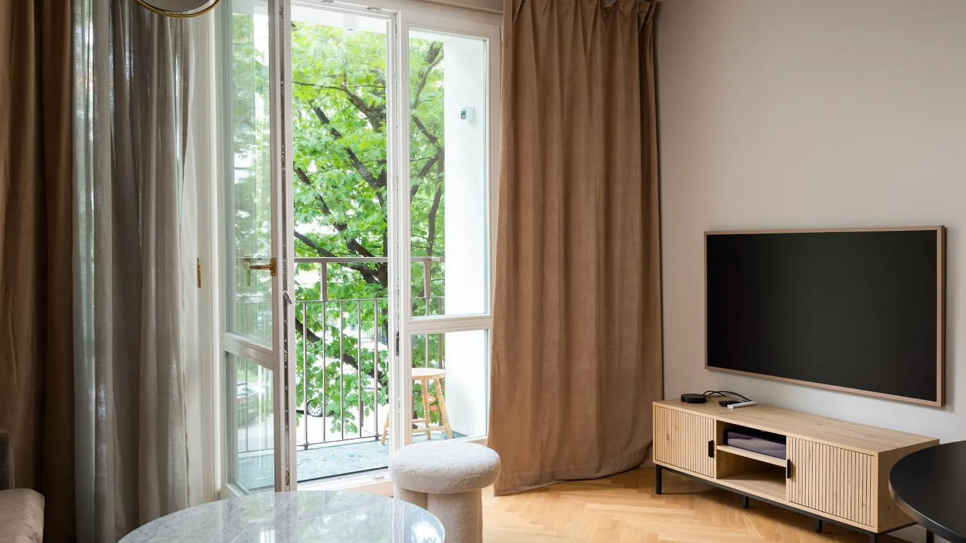 Saska Kepa Deluxe Apartment Βαρσοβία 0*,  Πολωνία