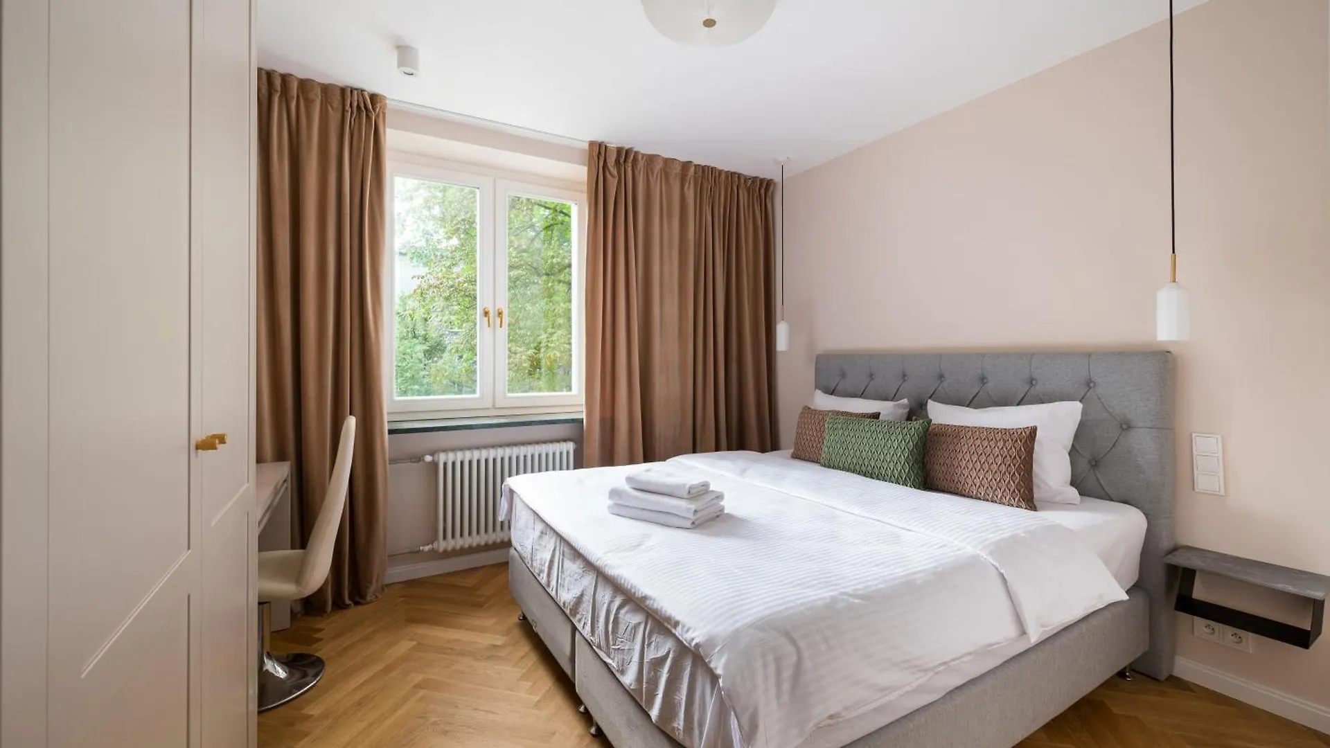 Saska Kepa Deluxe Apartment Varsovia